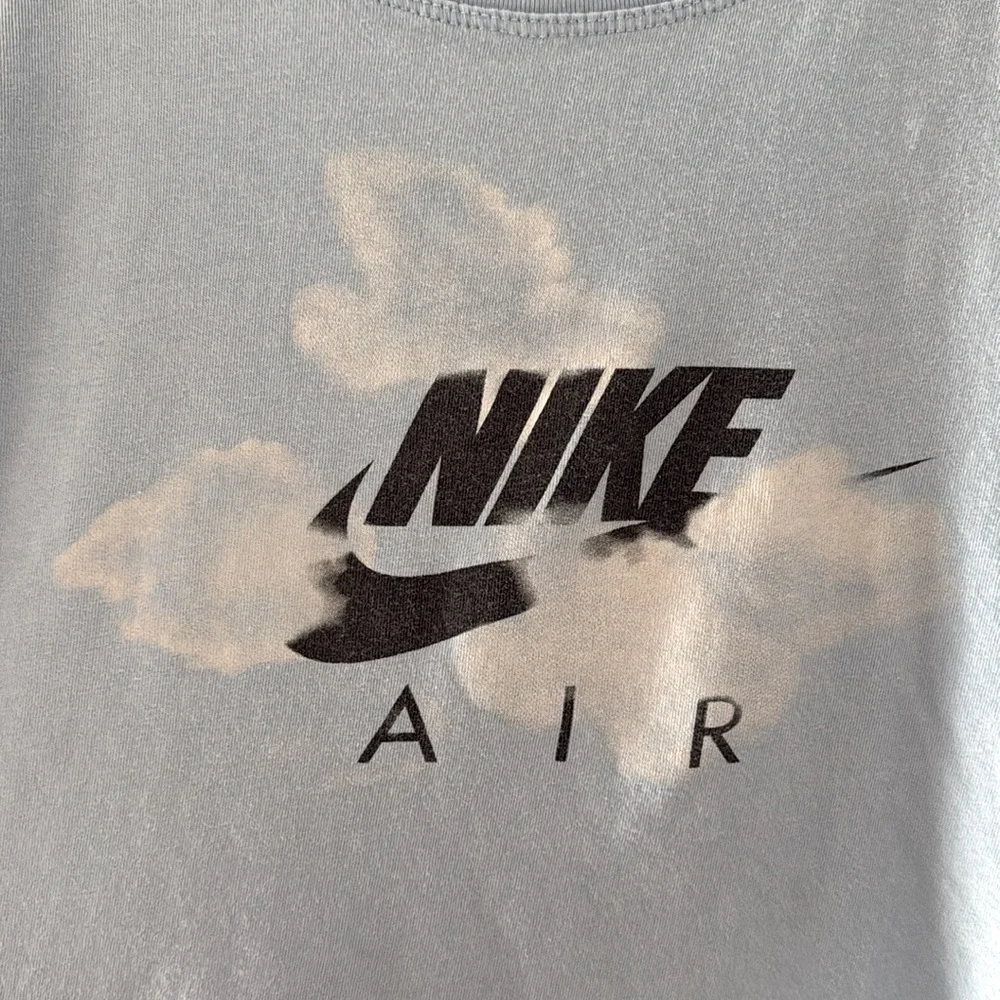 Nike Air Sky Blue‎ Crop Top Tee Size Small - Picture 2 of 5